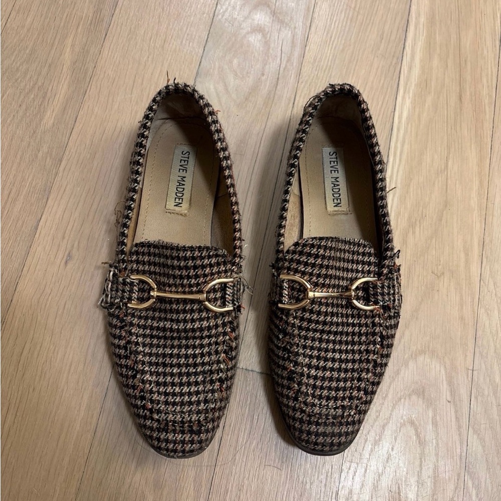 Steve Madden Brown Houndstooth Loafers with Gold Detail